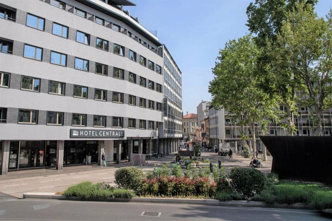 Фото Hotel Centrale