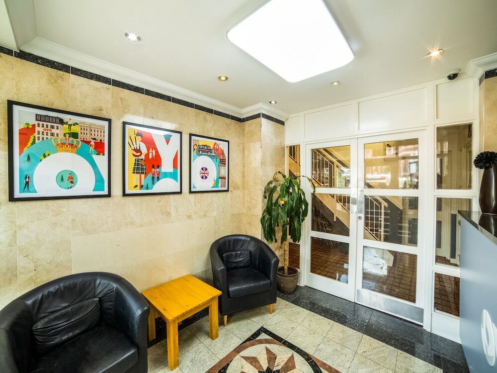 Фото Oyo Kingsley Hotel