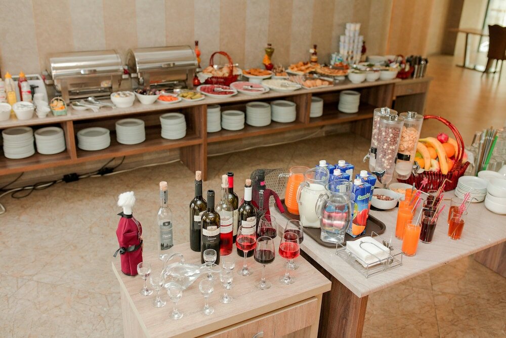 Фото LPlaza Hotel