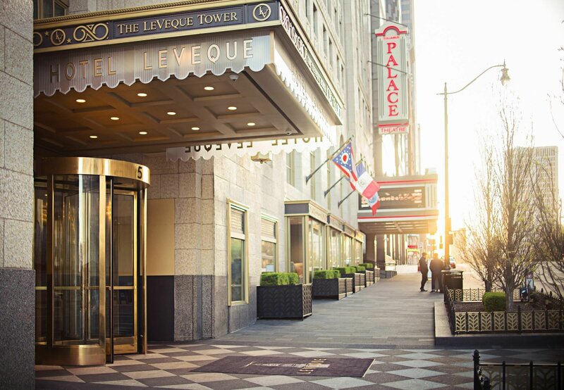 Гостиница Hotel LeVeque, Autograph Collection в Колумбусе