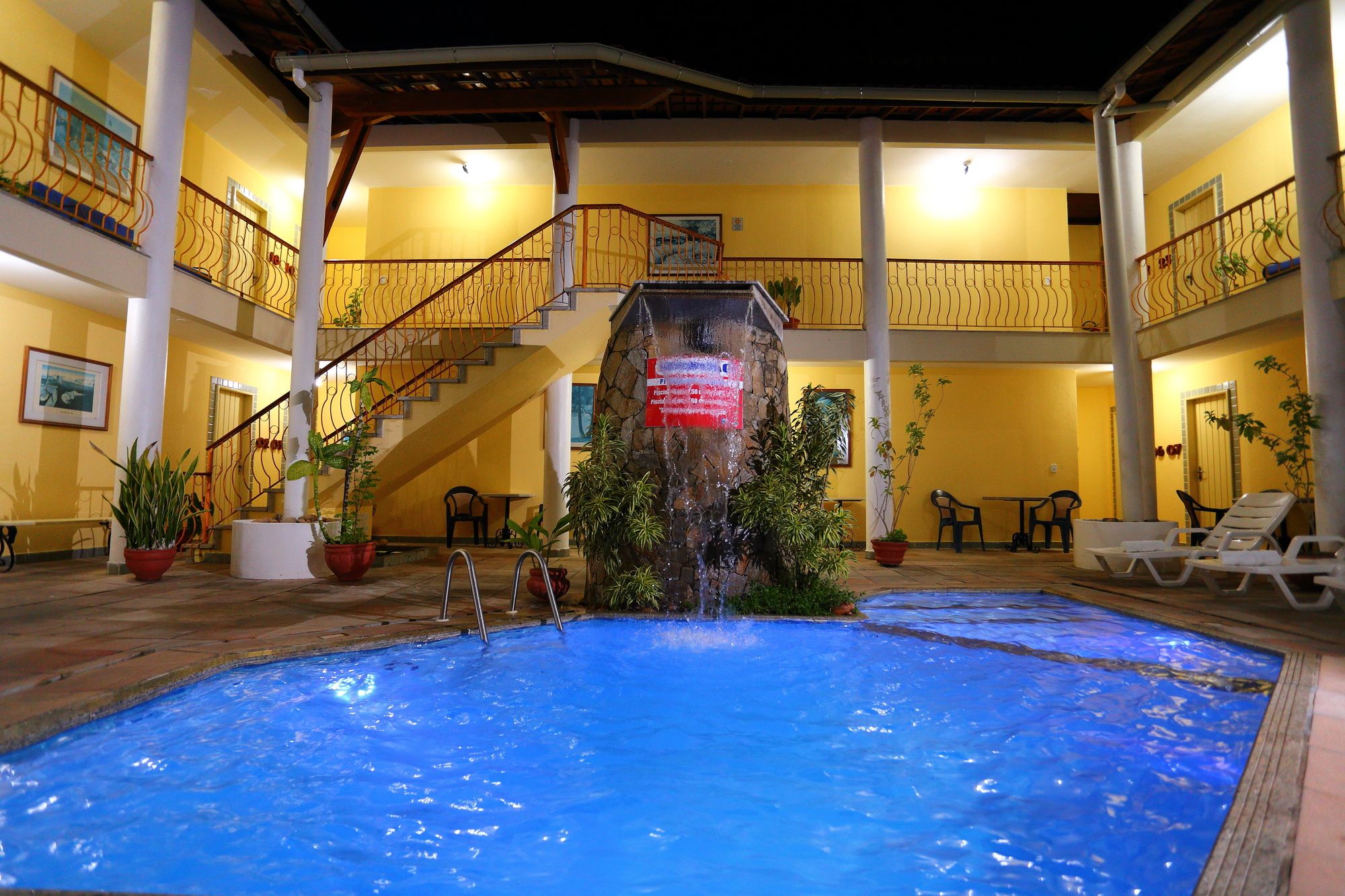 Фото Marlim Porto Hotel