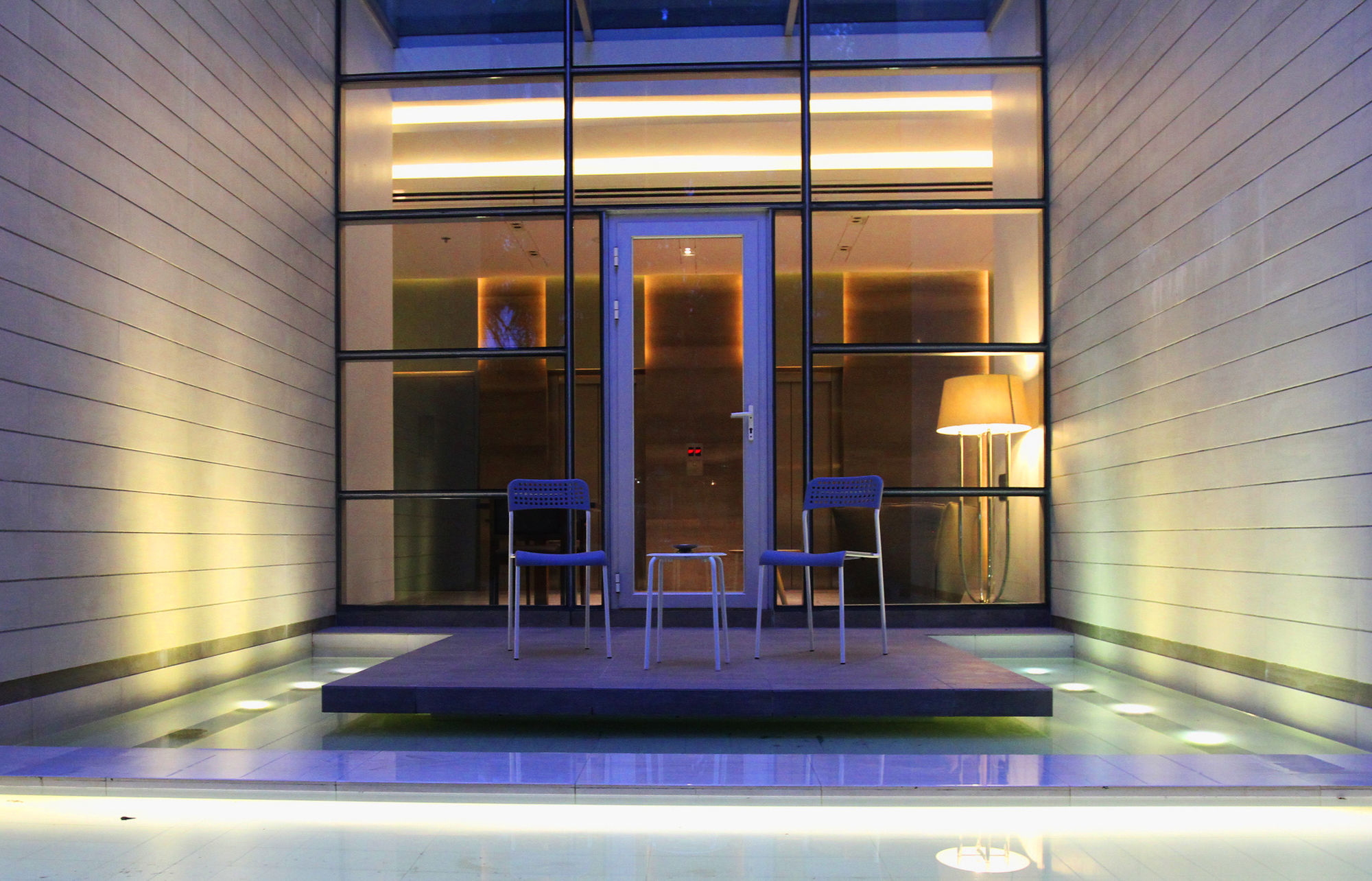 Фото Space Apartments