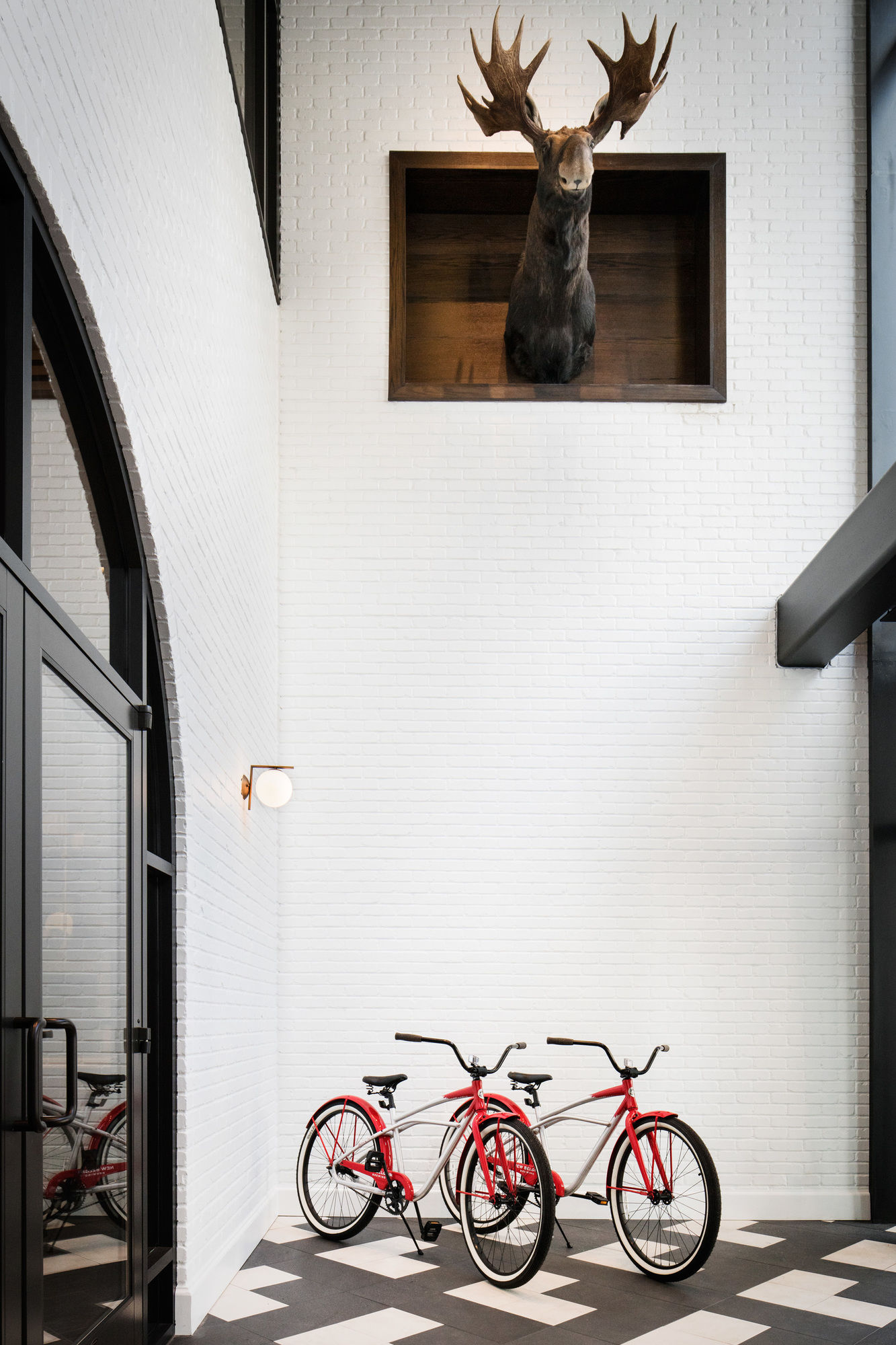 Фото Halcyon - a hotel in Cherry Creek