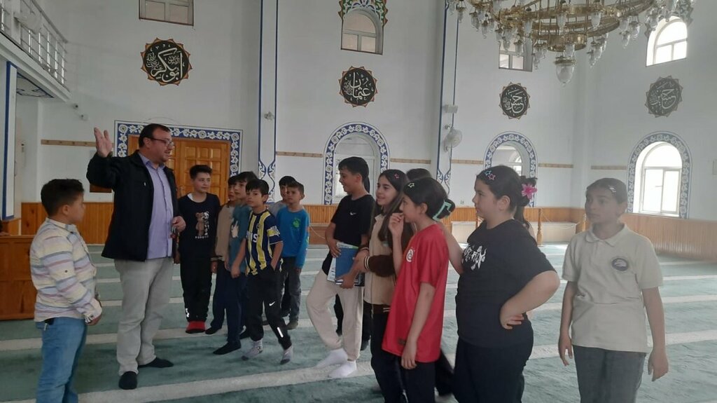 School Hayati Vasfi Tasyurek Middle School, Afsin, photo