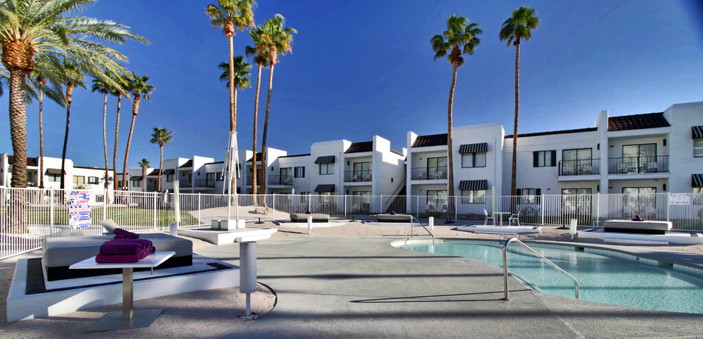 Hotel Serene, State of Nevada, photo