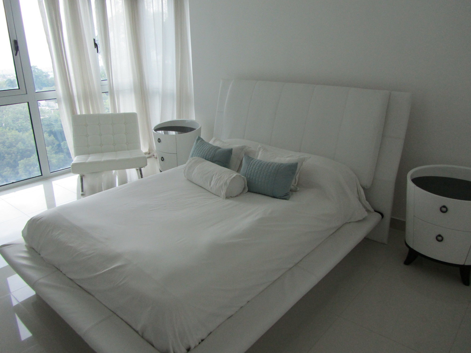 Фото Gala Tower Condo & Hotel