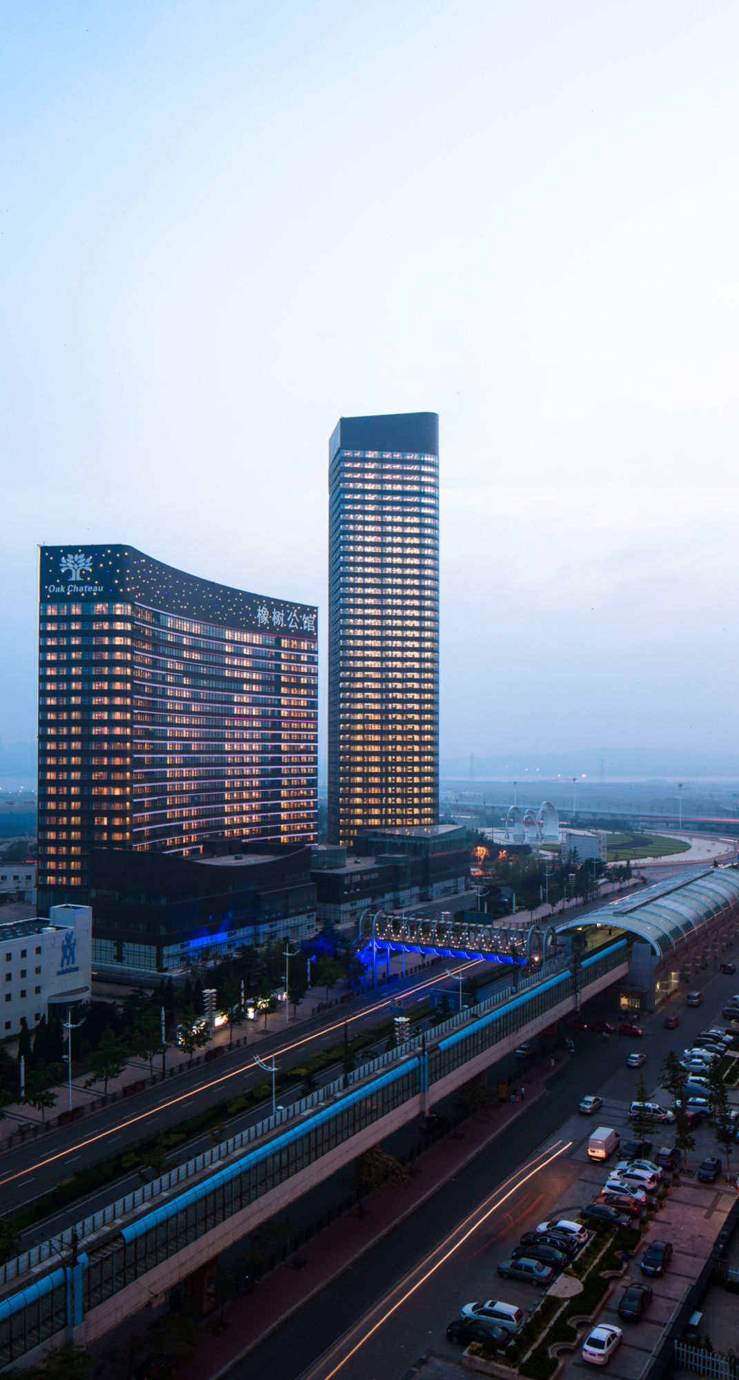 Фото Oak Chateau Dalian