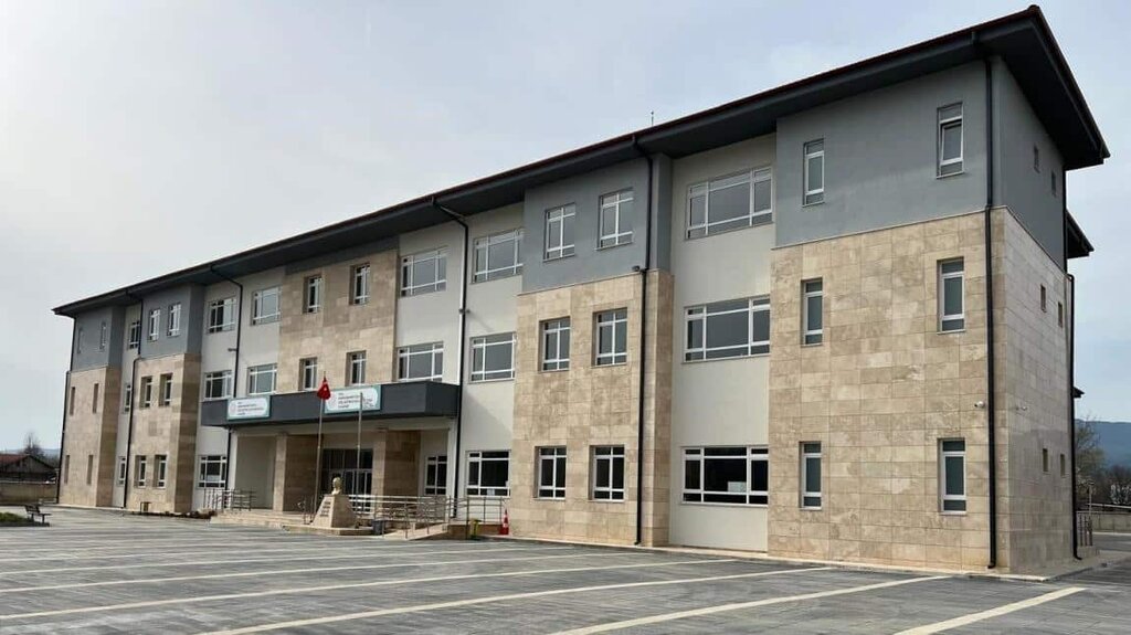 Educational center Emine Mehmet Baysal Special Education Practice School, Bolu, photo