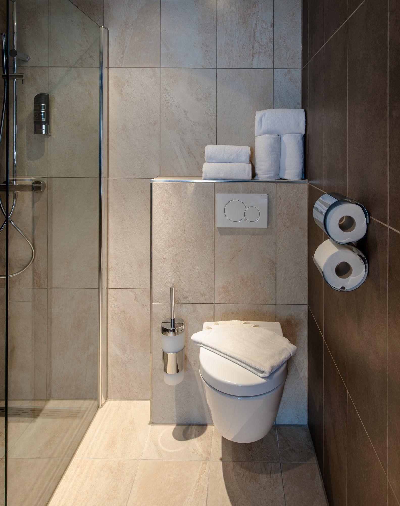 Фото The Alfred Hotel