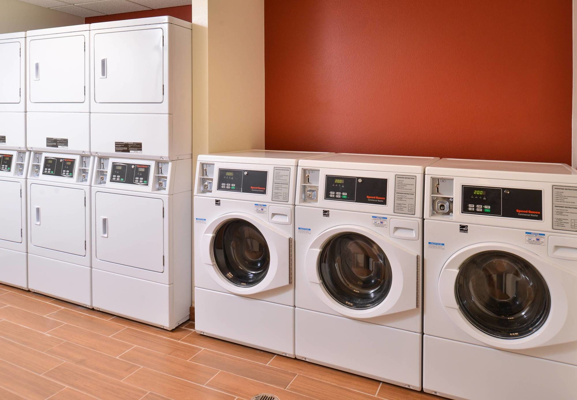 Фото TownePlace Suites by Marriott Gillette