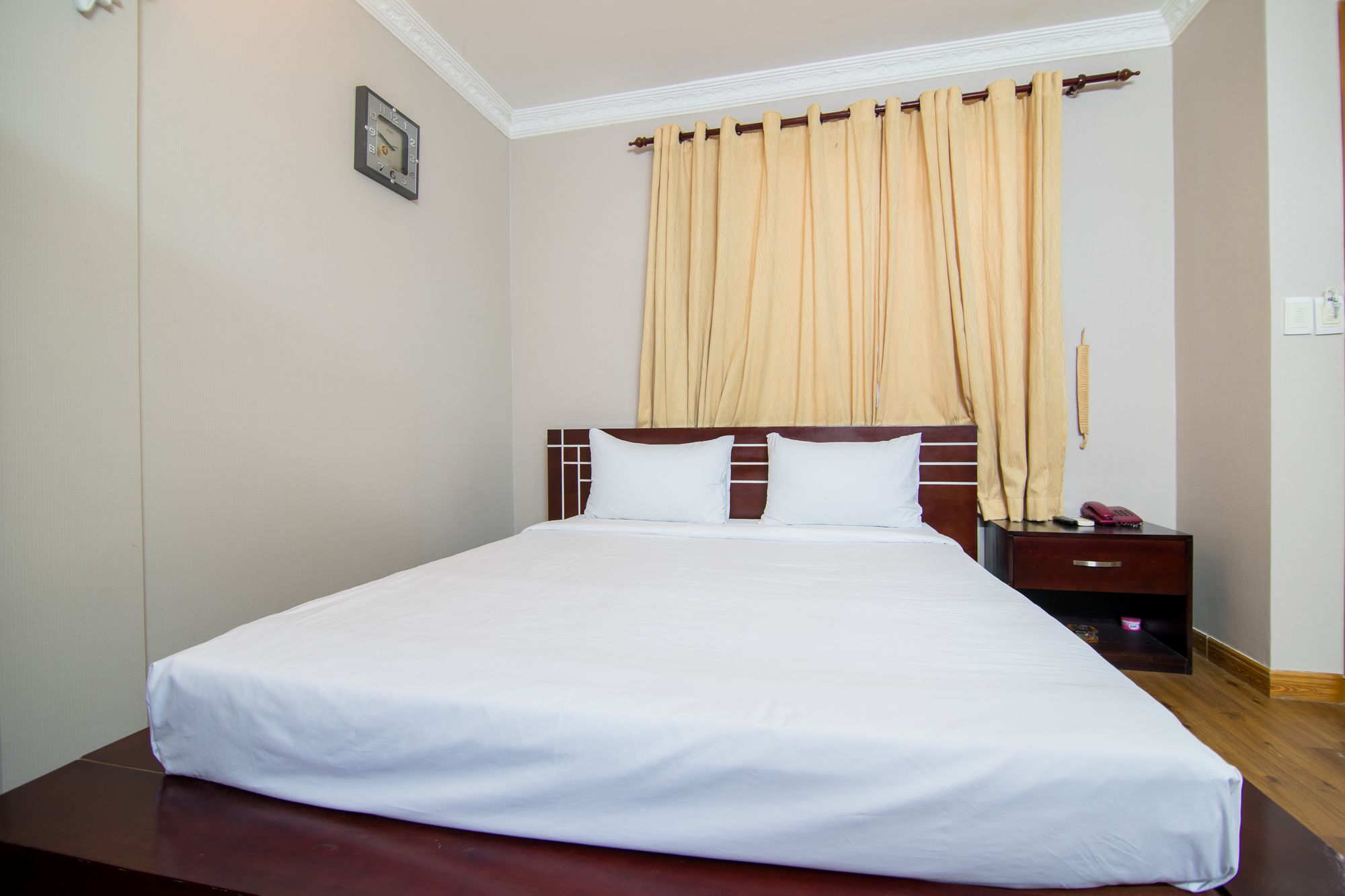 Фото Quynh Giang Hotel