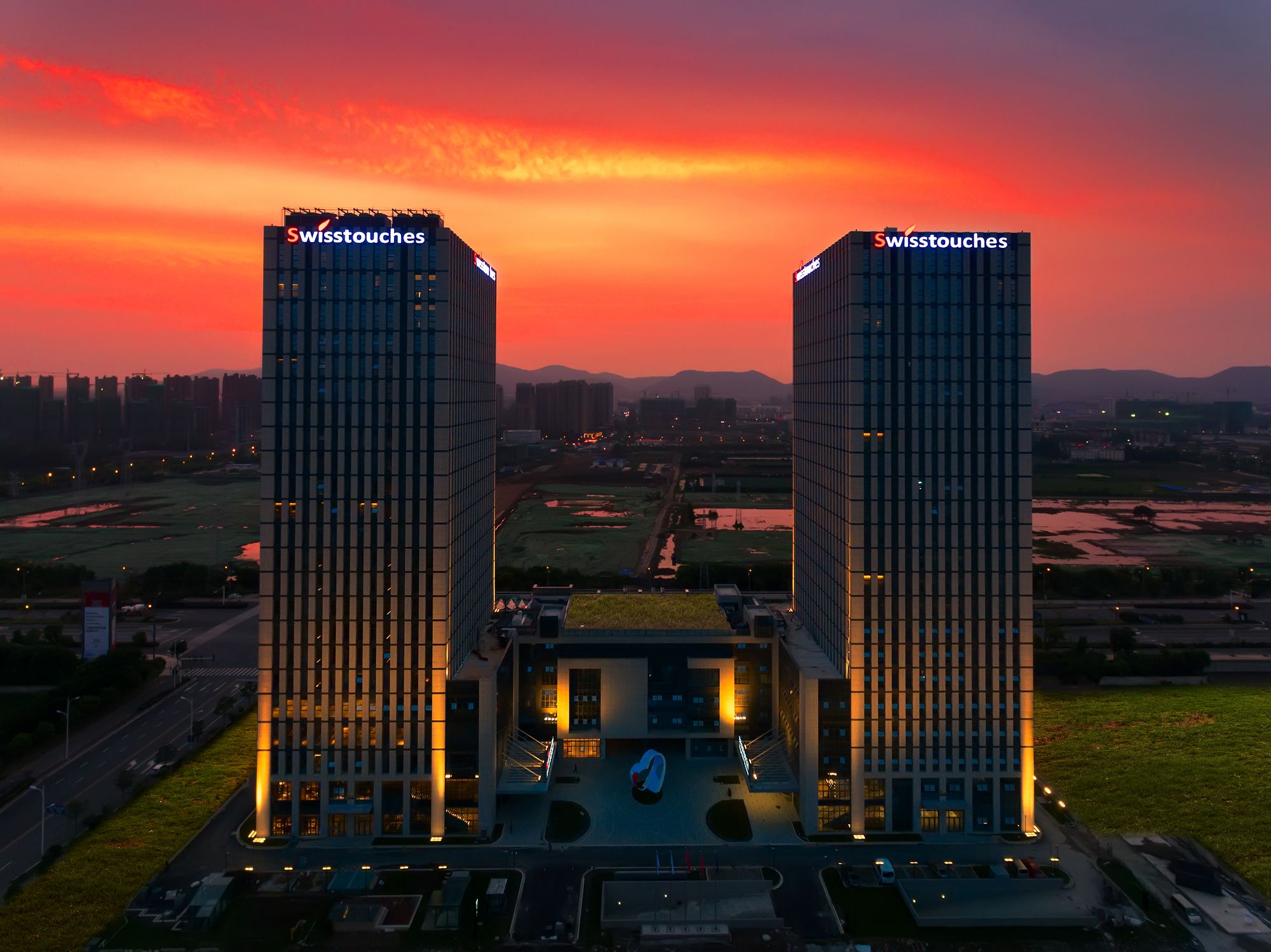 Фото Swisstouches Hotel Nanjing