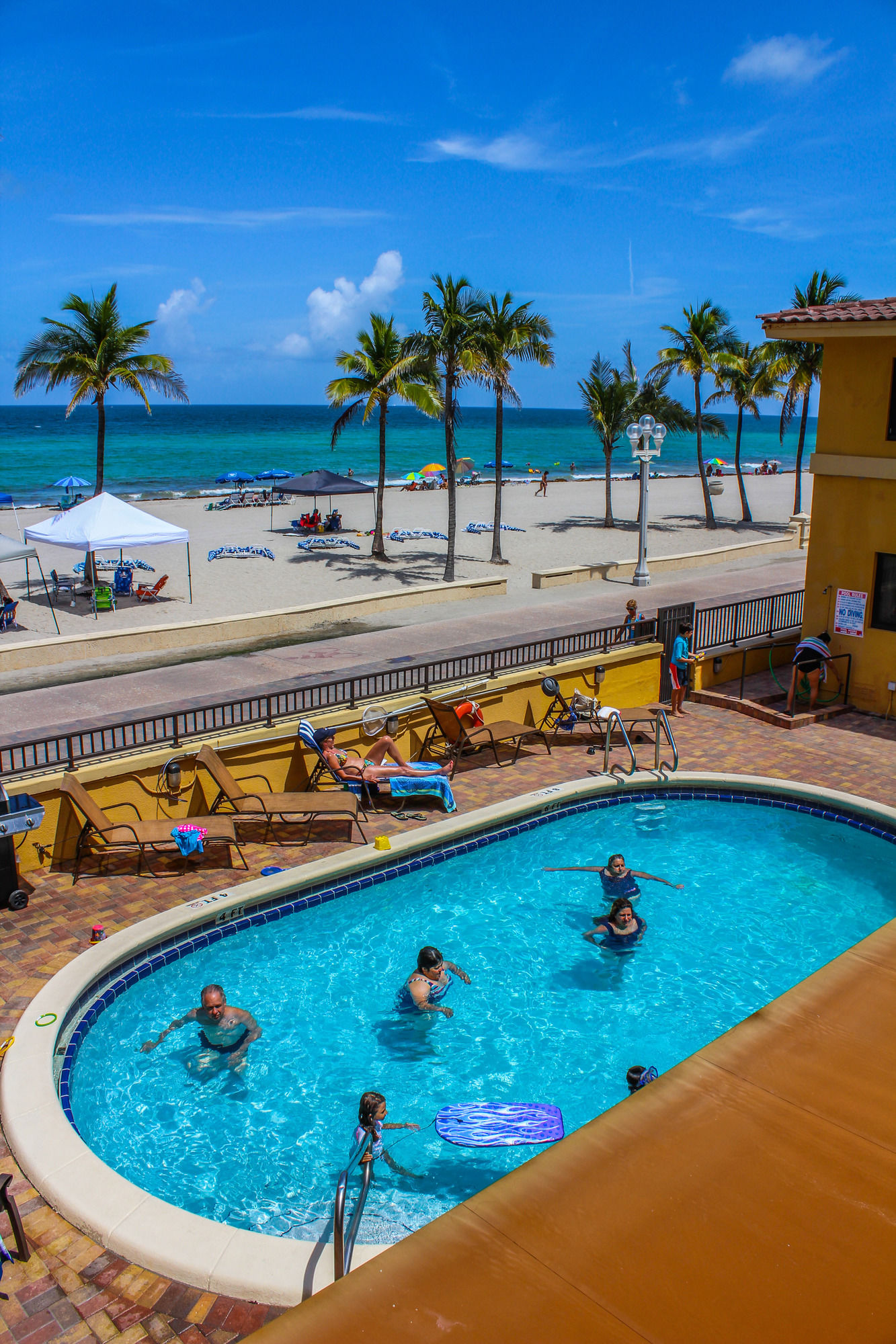 Фото Hollywood Sands Resort by Vri Americas