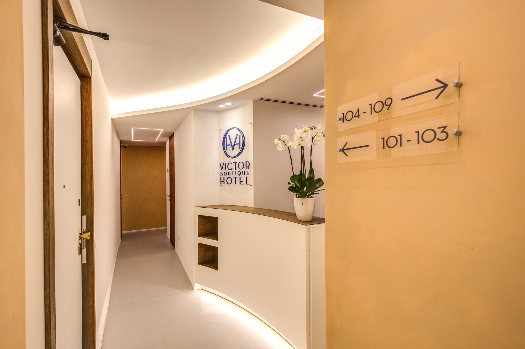 Фото Victor Boutique Hotel