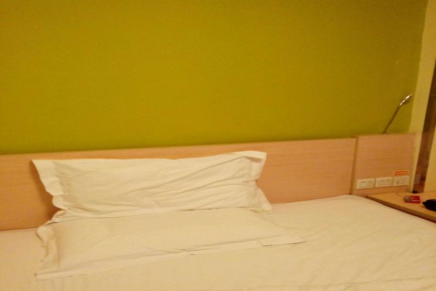 Фото 7Days Inn Shanghai LuJiaZui ShiMao Riviera GaRoaden