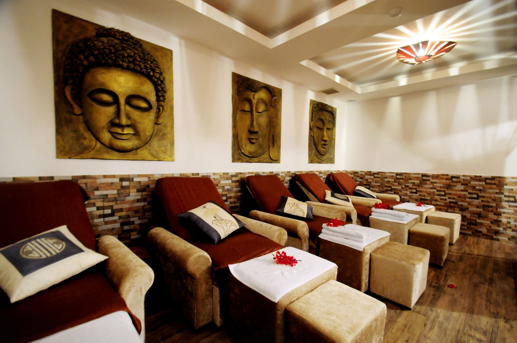 Фото A&em Art Hotel