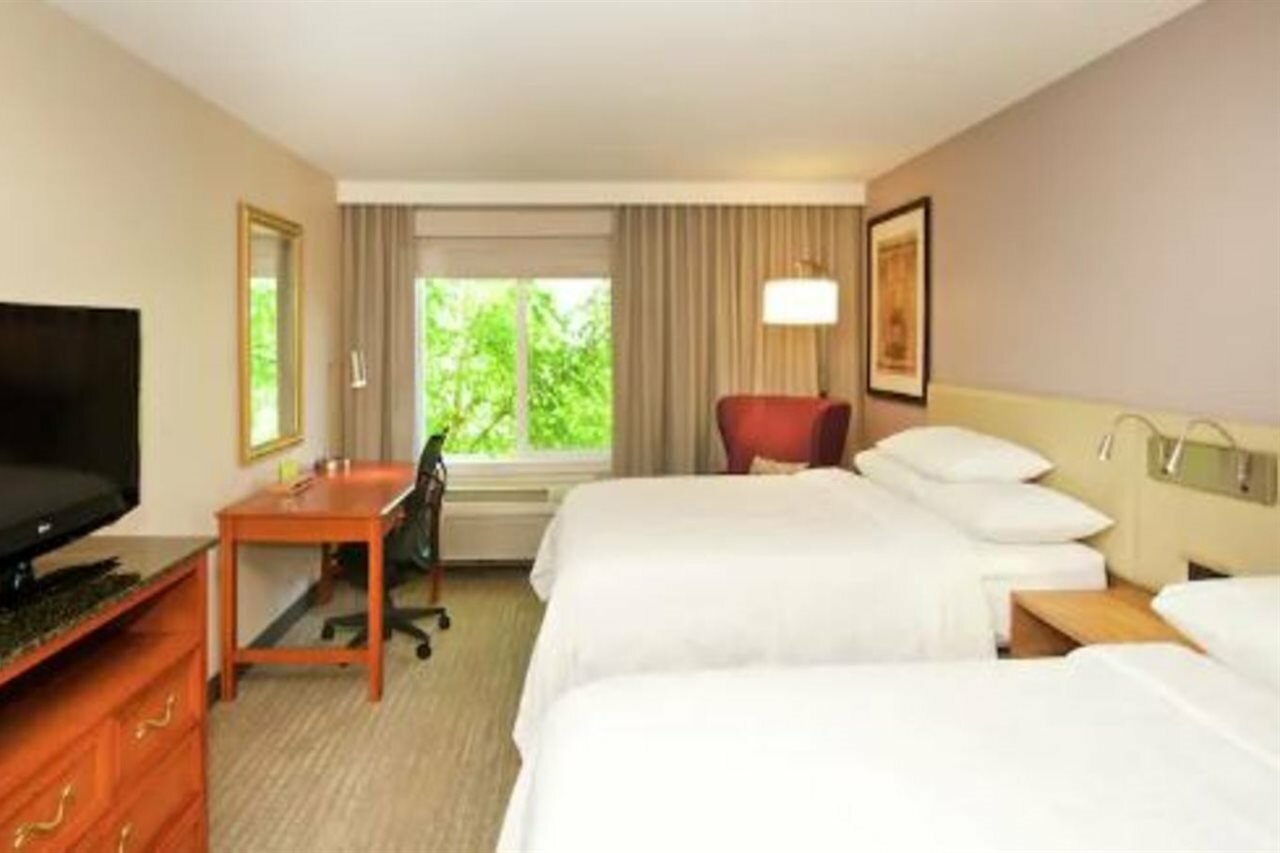 Фото Hilton Garden Inn Seattle/Renton