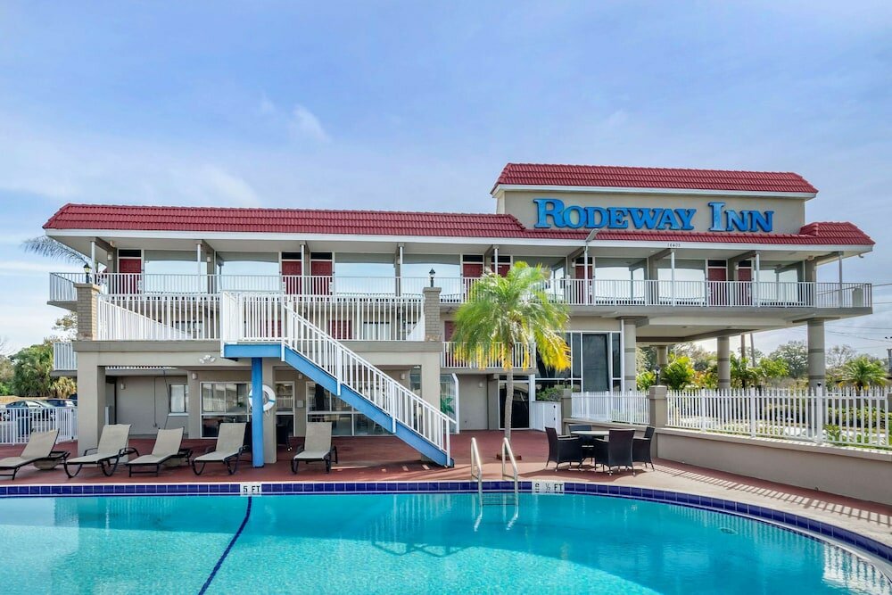 Фото Rodeway Inn Clearwater - Largo