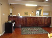 Фото Royal Inn and Suites