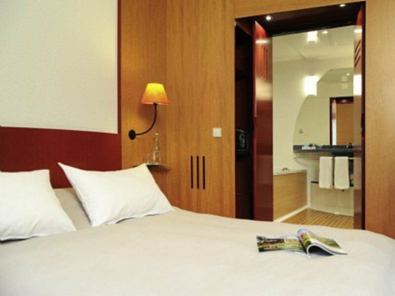 Фото Novotel Suites Wien City Donau