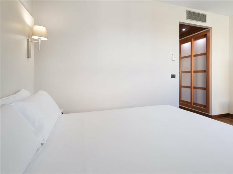 Фото B&b Hotel Elche