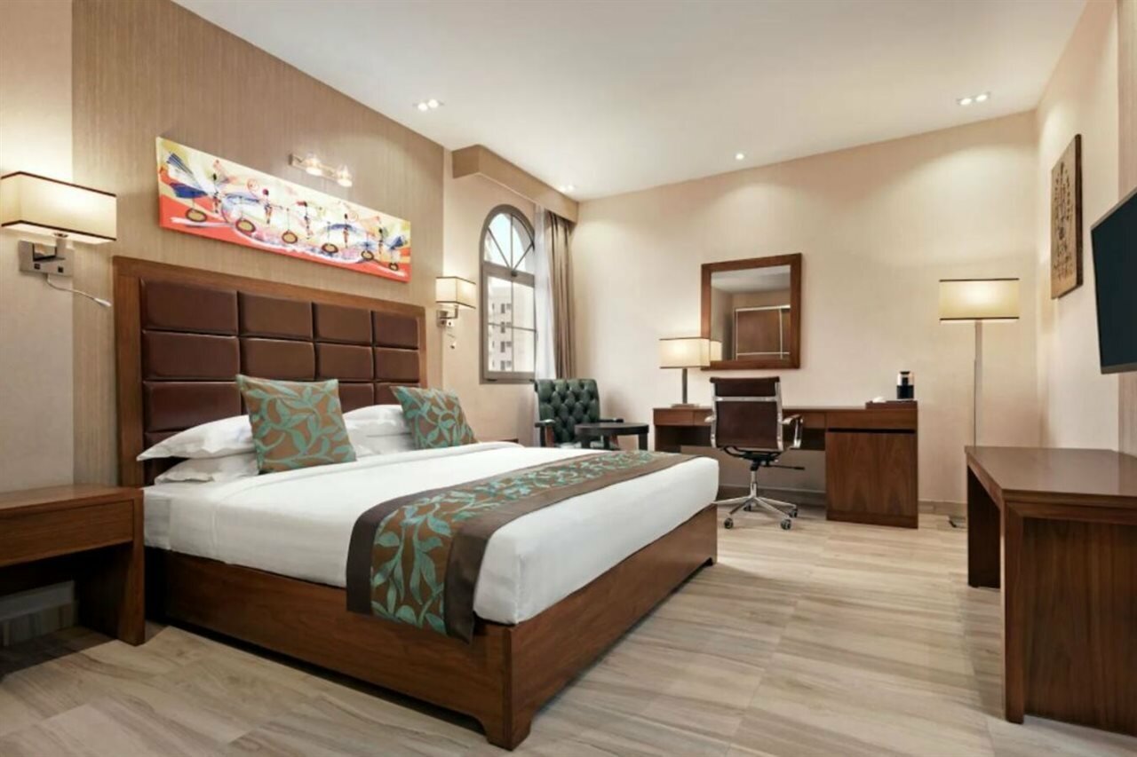 Фото Days Hotel and Suites by Wyndham Dakar