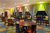 Фото Holiday Inn Express & Suites Pittsburgh West - Greentree, an Ihg Hotel