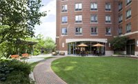Фото Courtyard by Marriott Boston Brookline
