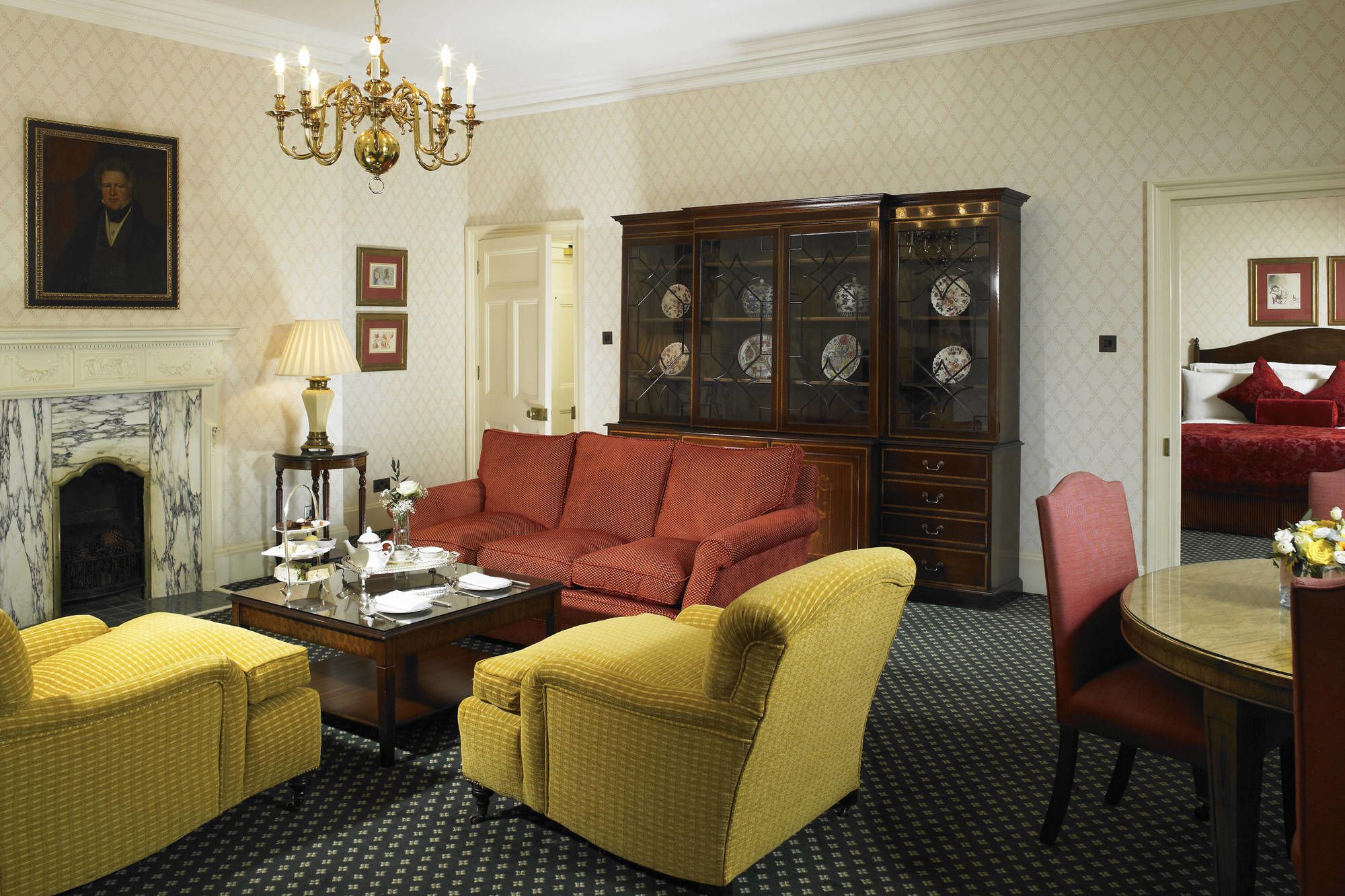 Фото Hanbury Manor Marriott Hotel & Country Club