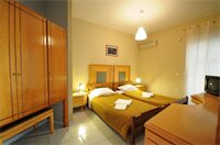 Фото Manias Apartments