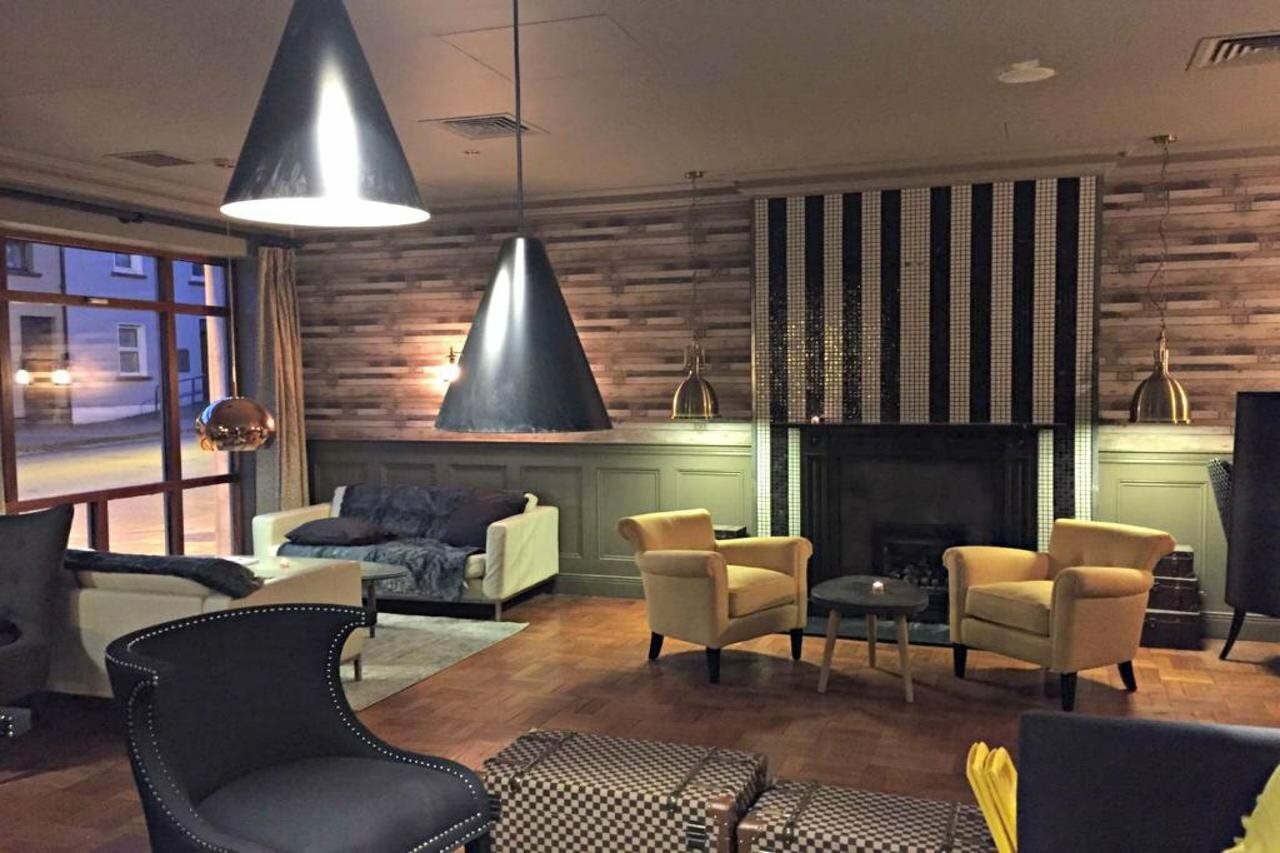 Фото Kilkenny Inn Hotel