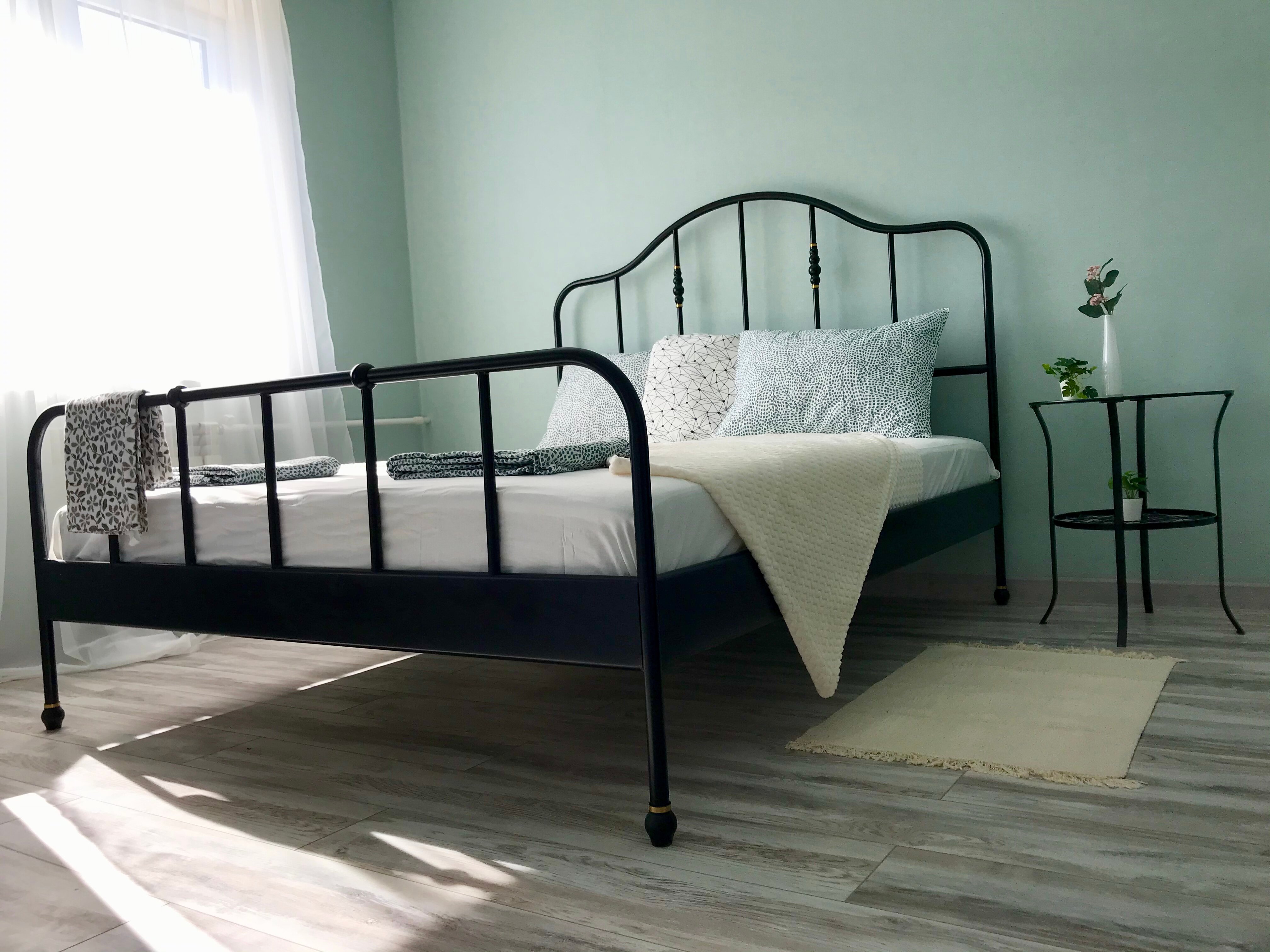 Фото Уютная студия с качелями в Приморском районе