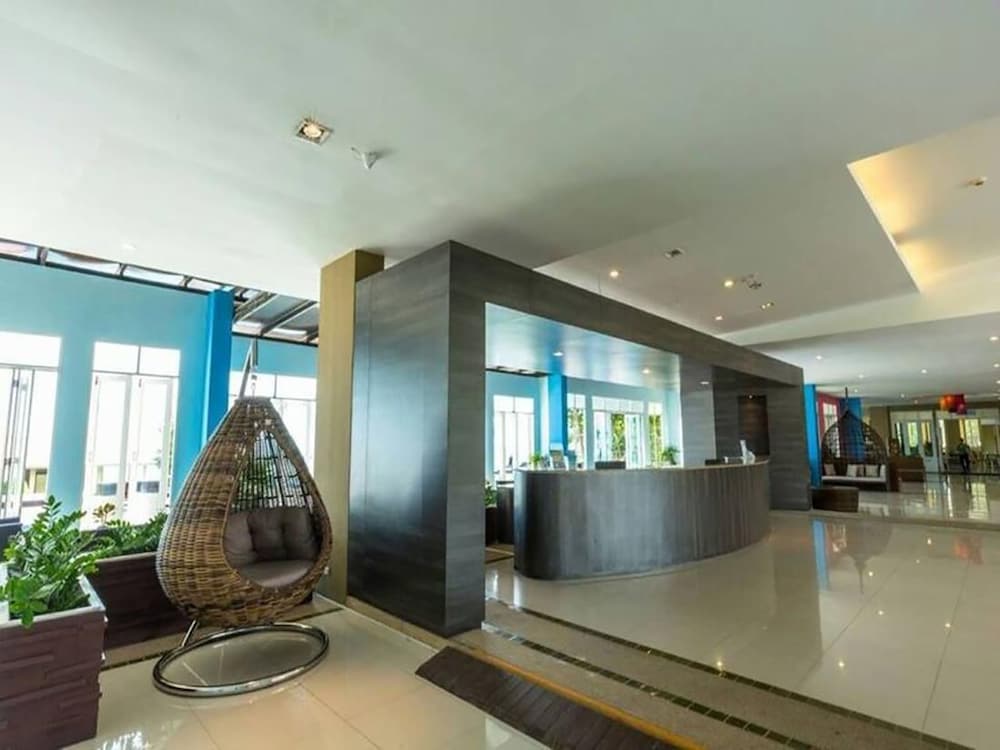 Фото Royal Phala Cliff Beach Resort and SPA