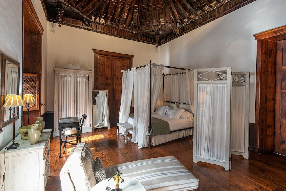 Фото Isla Baja Suites