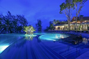 отель Pullman Phuket Arcadia Naithon Beach