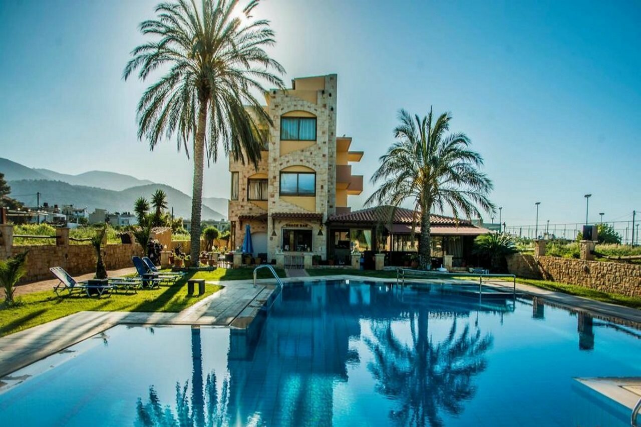 Фото Danelis Studios and Apartments