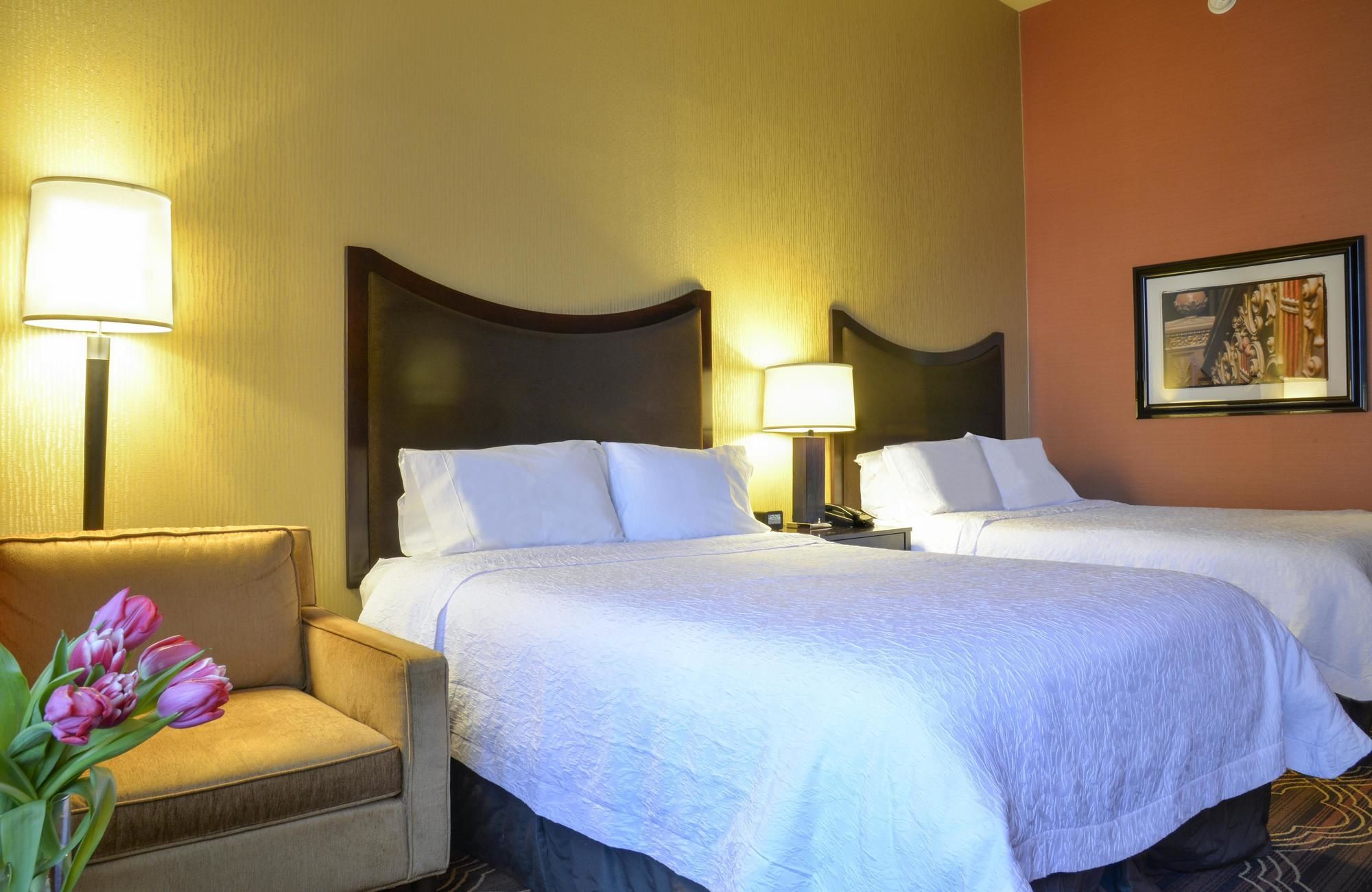 Фото Hampton Inn Majestic Chicago Theatre District