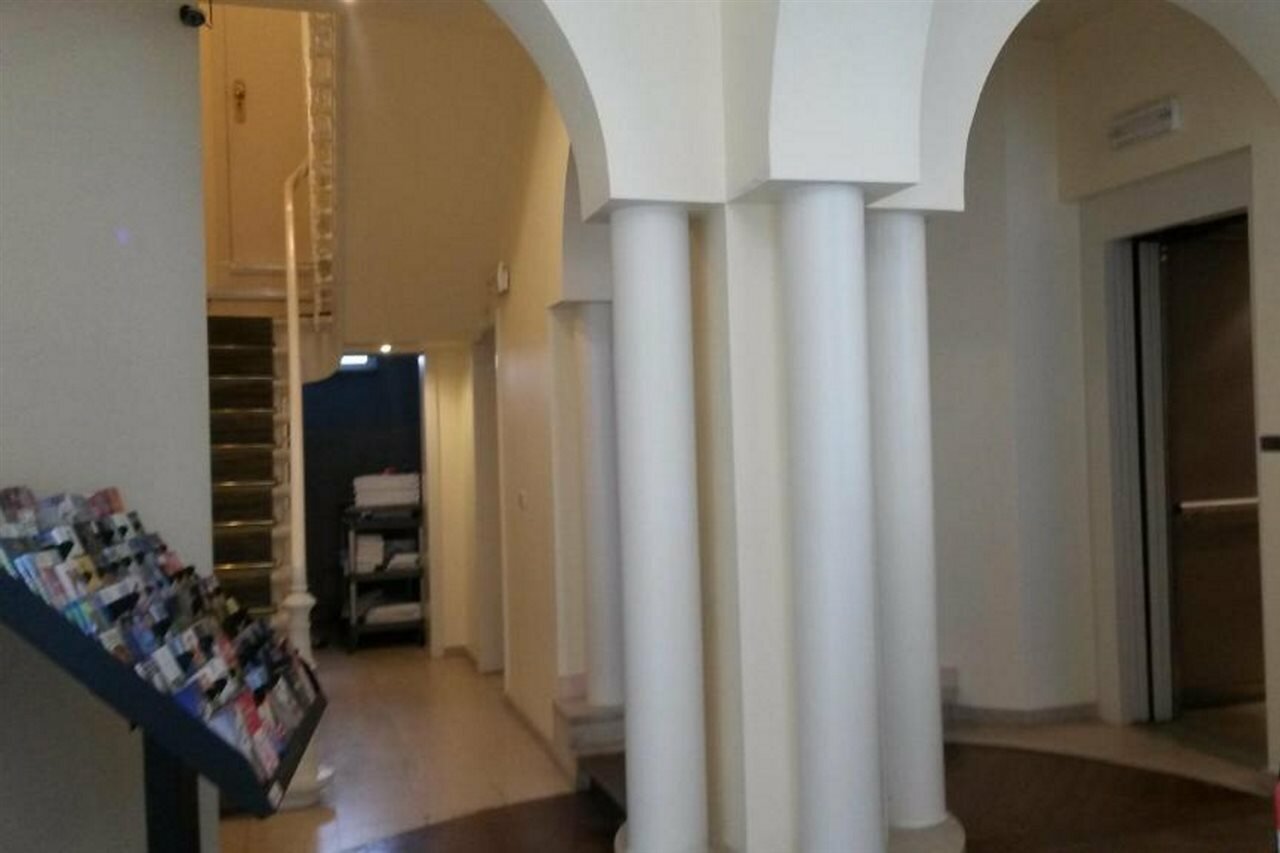 Фото Hotel Queen Mary