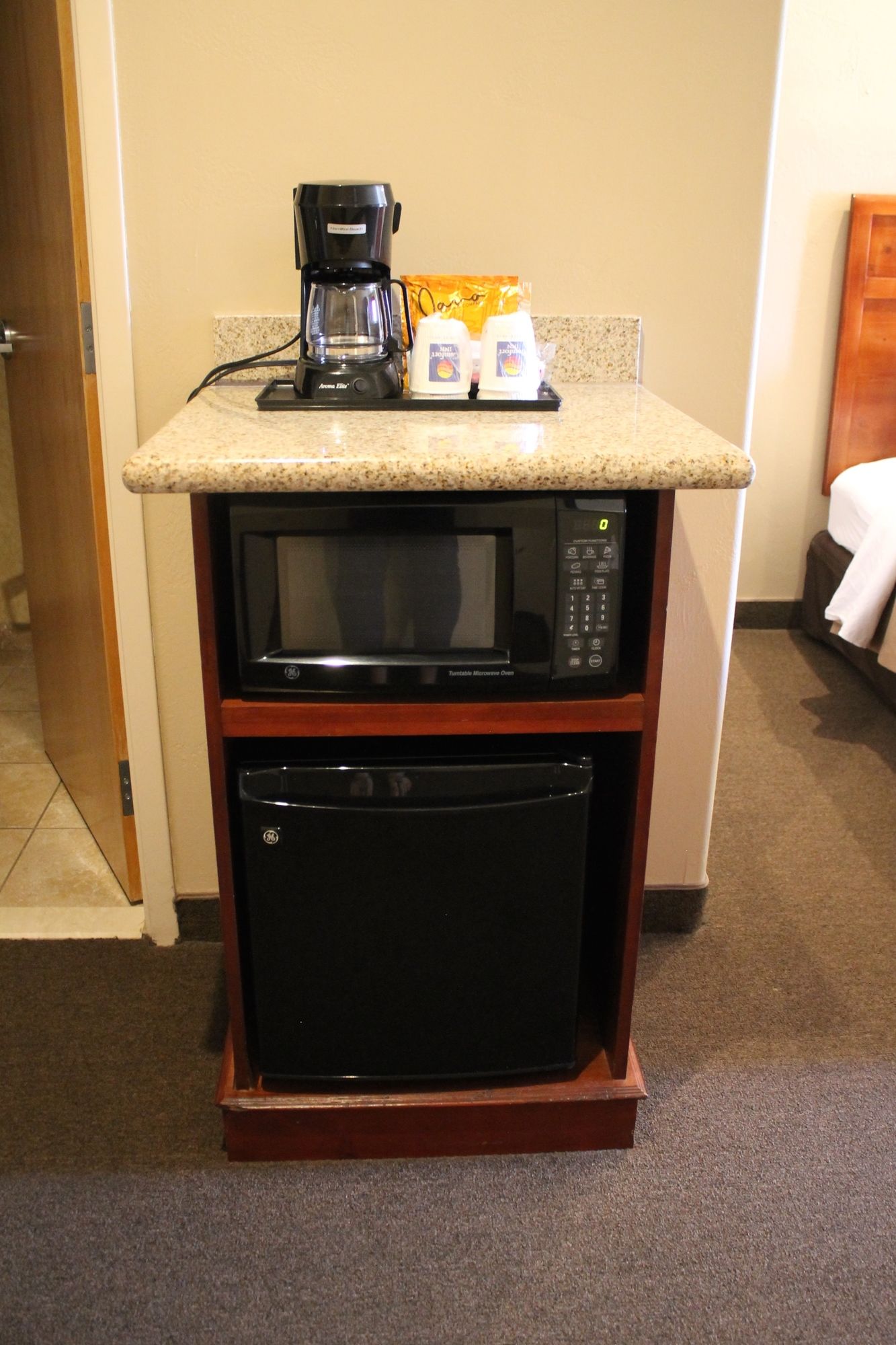 Фото Comfort Inn at Convention Center