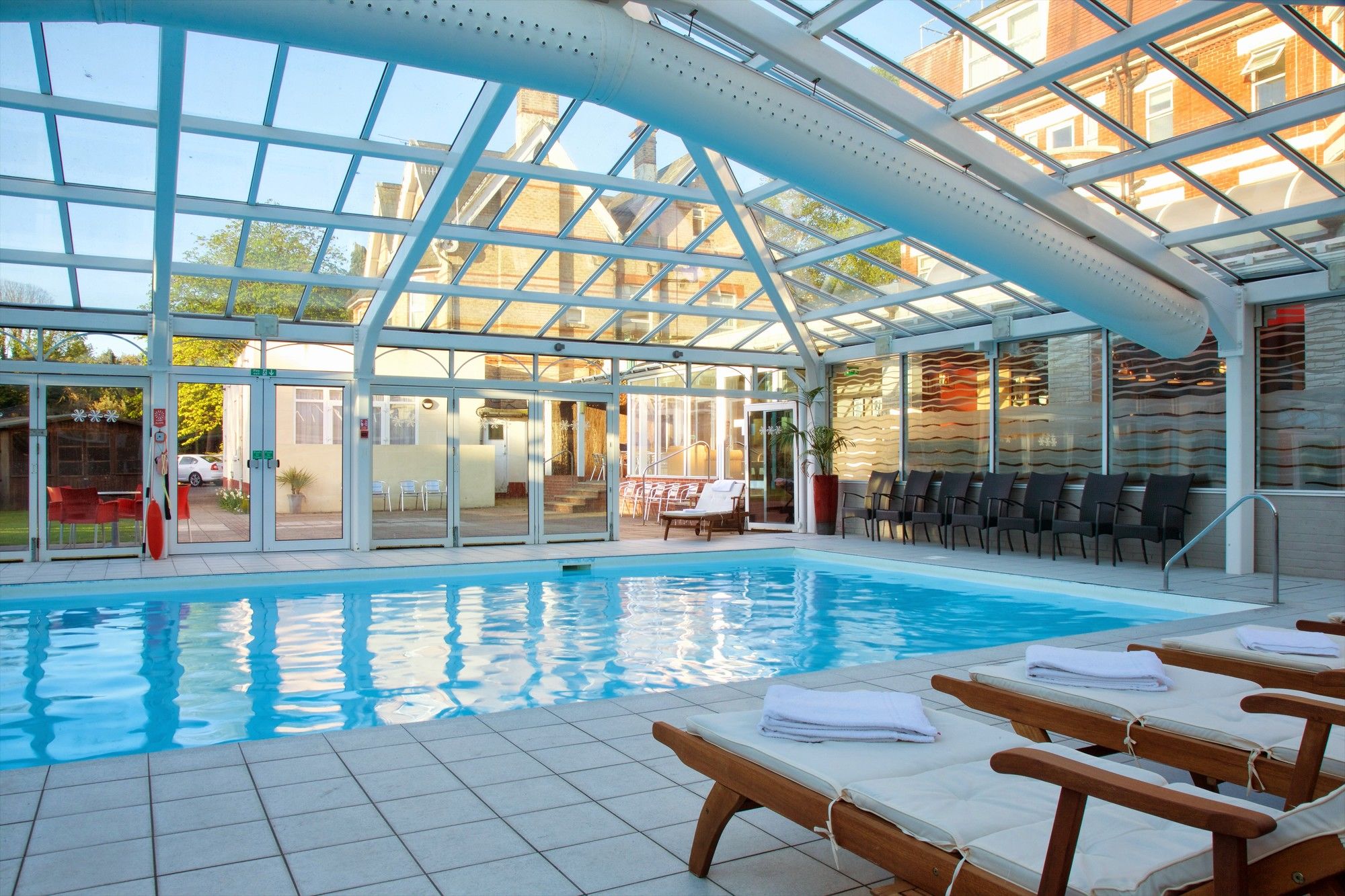 Фото отеля 2