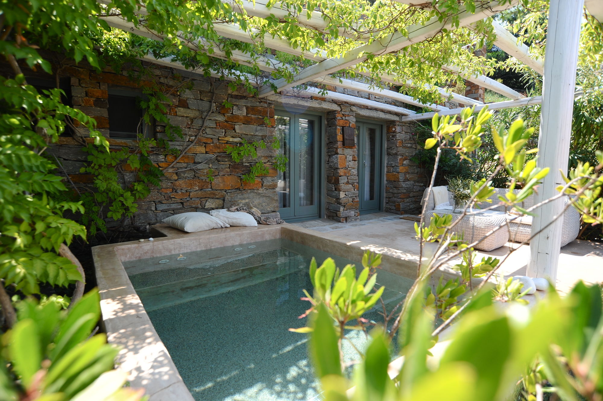 Фото Aigis Suites