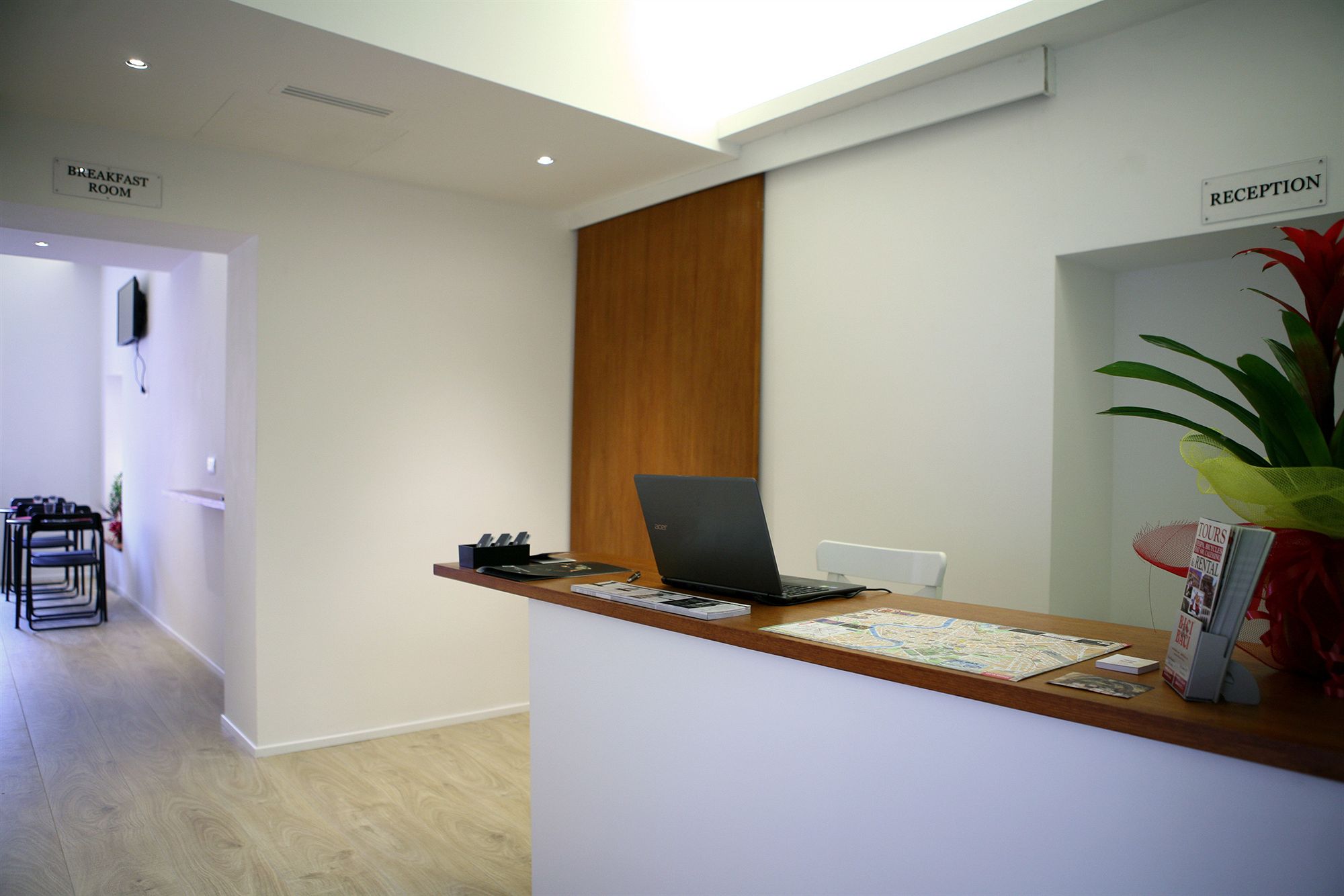 Фото Why Not Roma