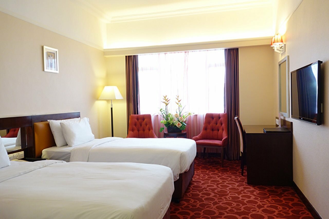 Фото Grand Dragon Hotel