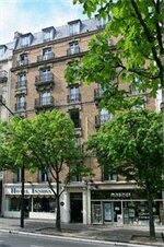Hotel Madrigal
