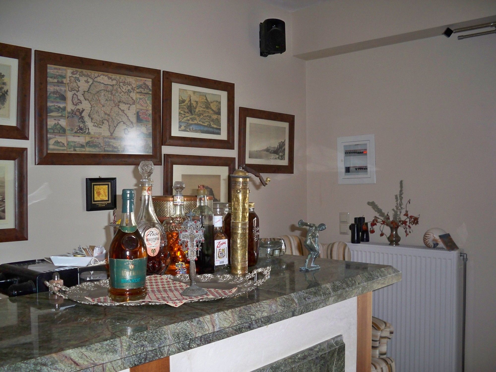 Фото Porto Mani Suites