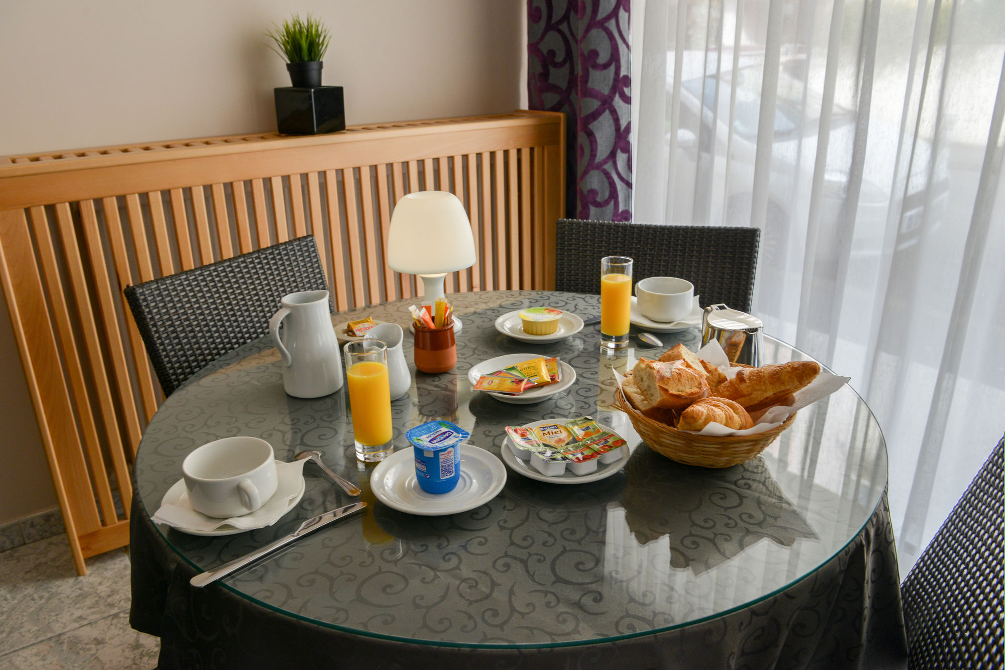 Фото Hôtel Le Relais