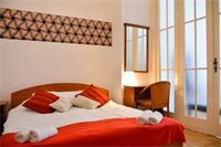 Фото Karma Boutique Apartments