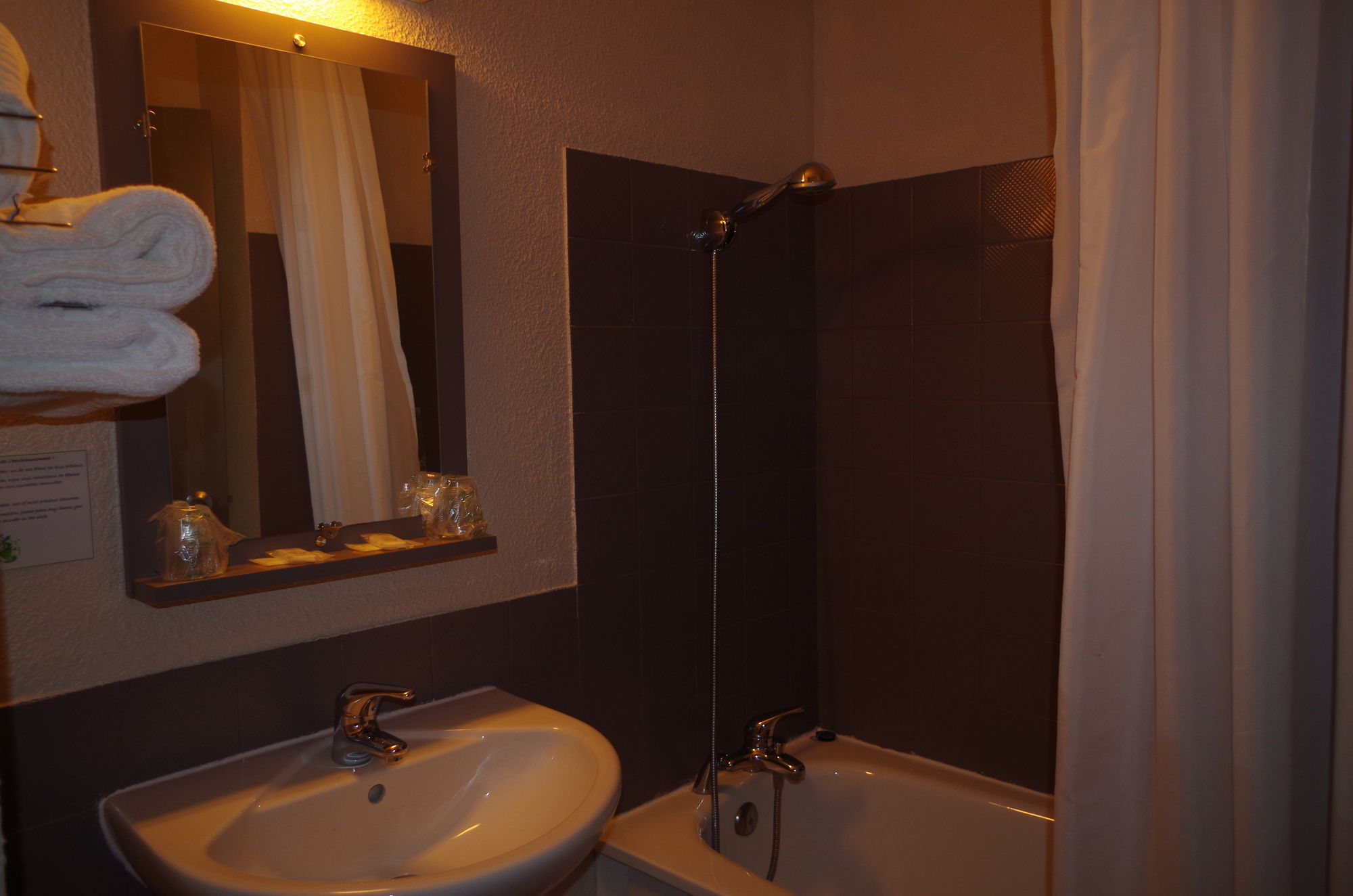 Фото The Originals City, Hotel Ariane, Toulouse