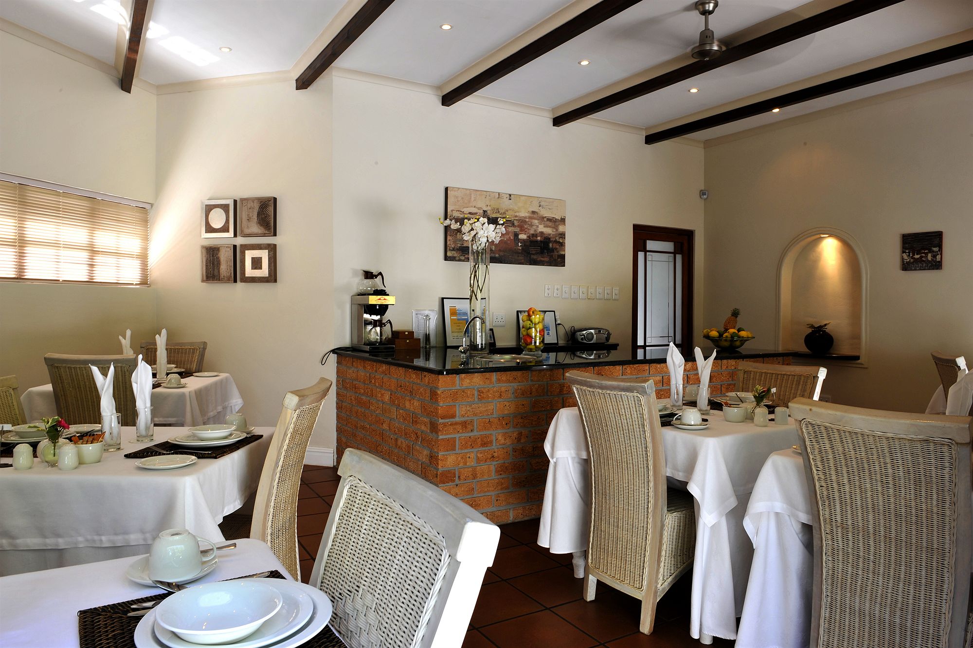 Фото Gable Manor