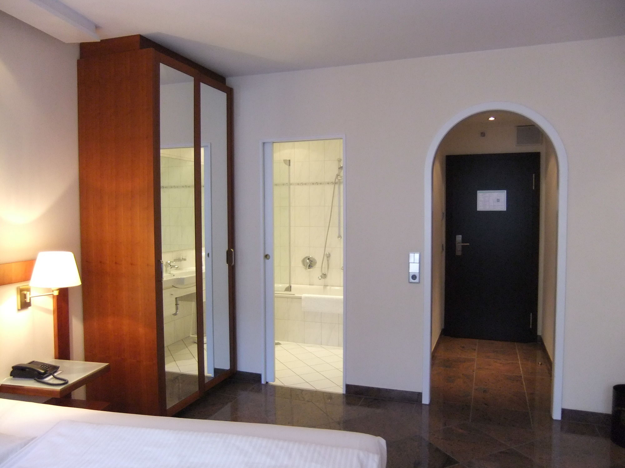 Фото Jams Music Hotel Munich